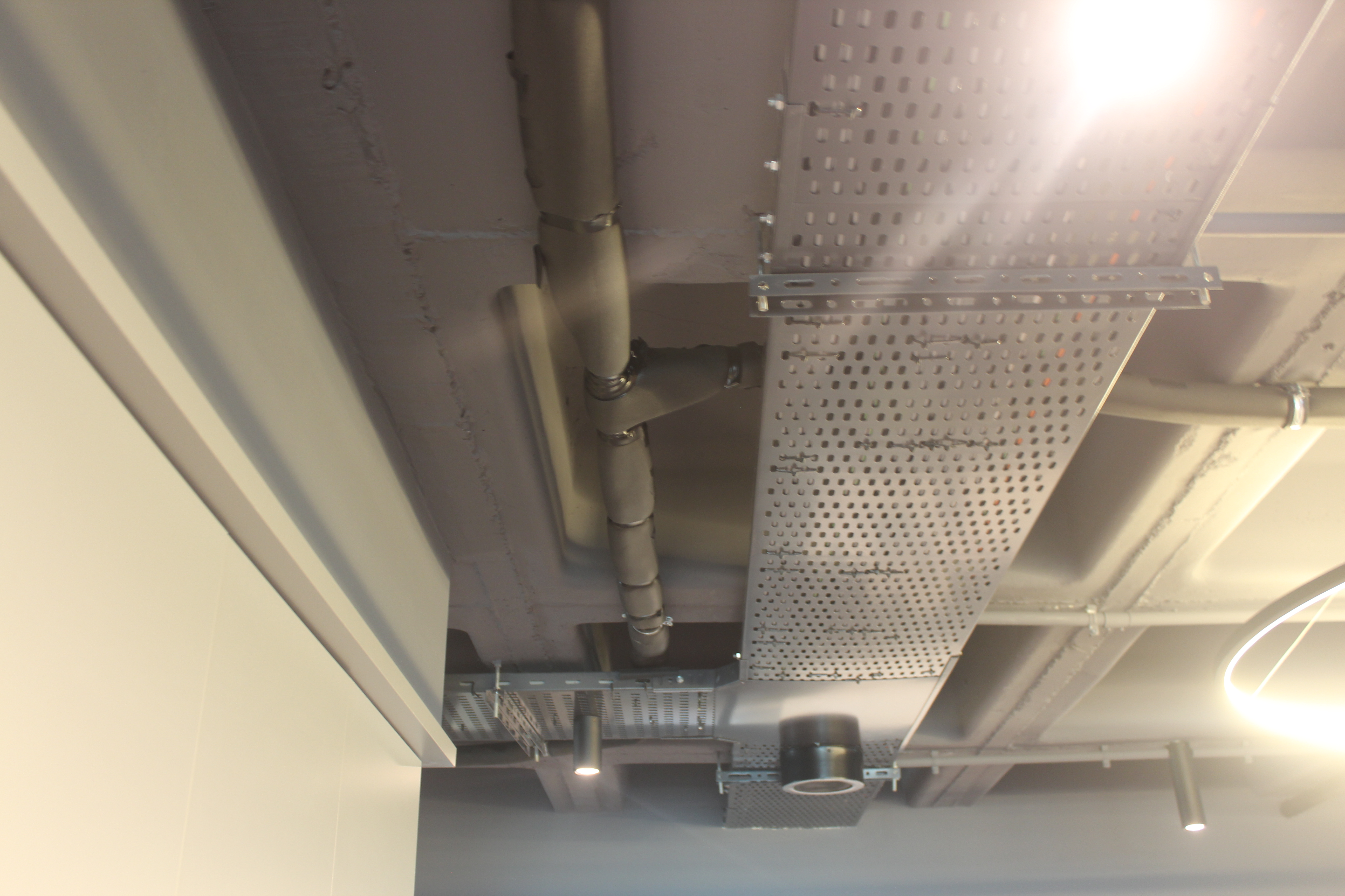 AKG ÖZSEREN PLAZA OFİS